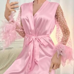 قميص نوم وردي