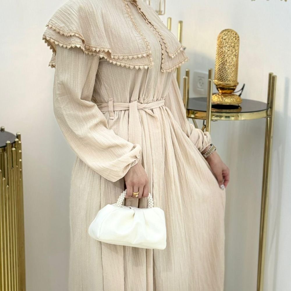 فستان ياقة عريضة فستان ياقة عريضة