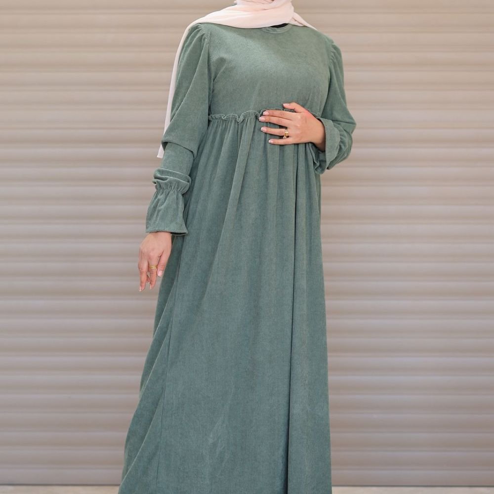 فستان كوردروي سحبة فستان كوردروي سحبة