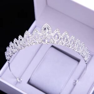 طوق شعر كريستال فضي